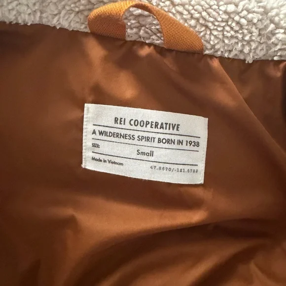 REI long puffer jacket - Picture 3 of 3